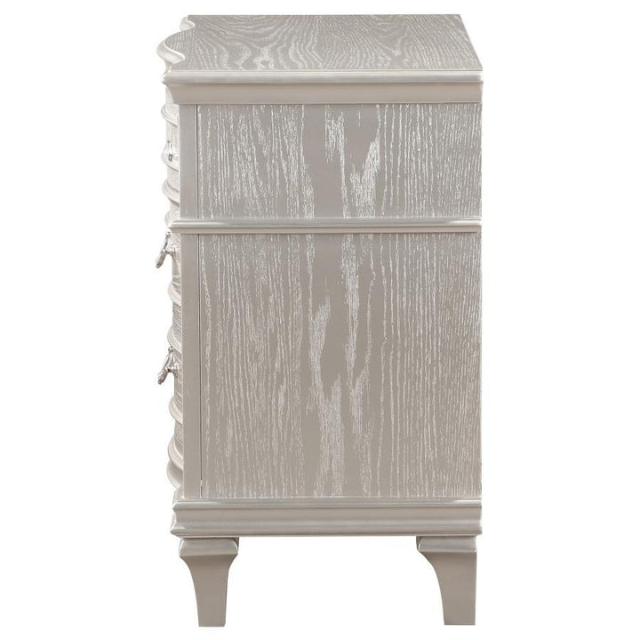 Evangeline - 3 - Drawer Nightstand - Silver Oak Nightstand w/ Charging Station modern furniture Contempo Furniture
