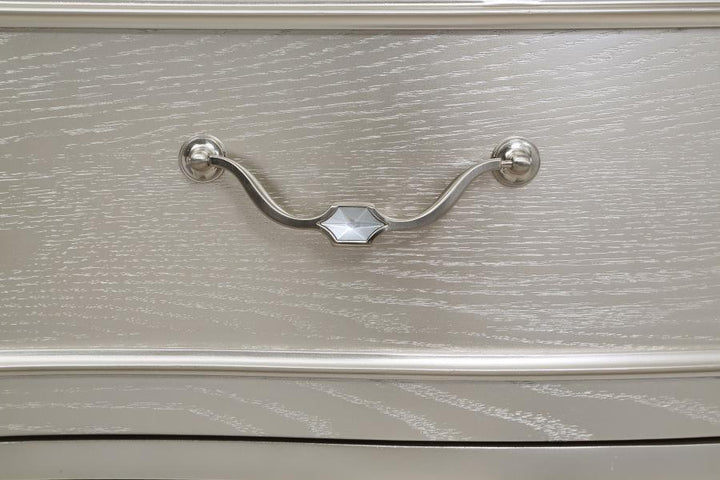 Evangeline - 9 - Drawer Dresser With Mirror - Silver Oak Dresser &amp; Mirror modern furniture Contempo Furniture