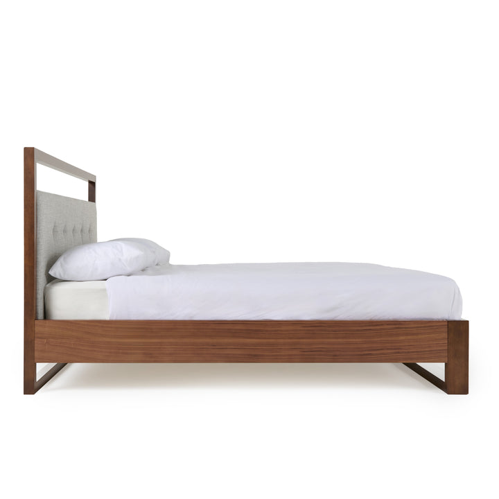Queen Nova Domus Falcor - Modern Grey Fabric &amp; Walnut Veneer Bed