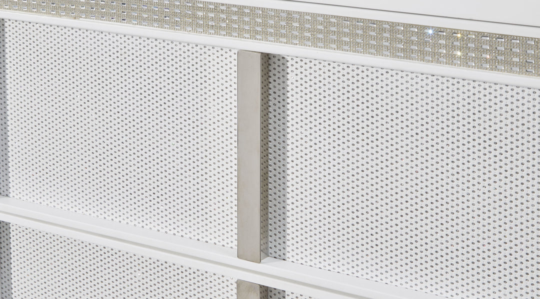 Chalanna - Five Drawer Chest - White