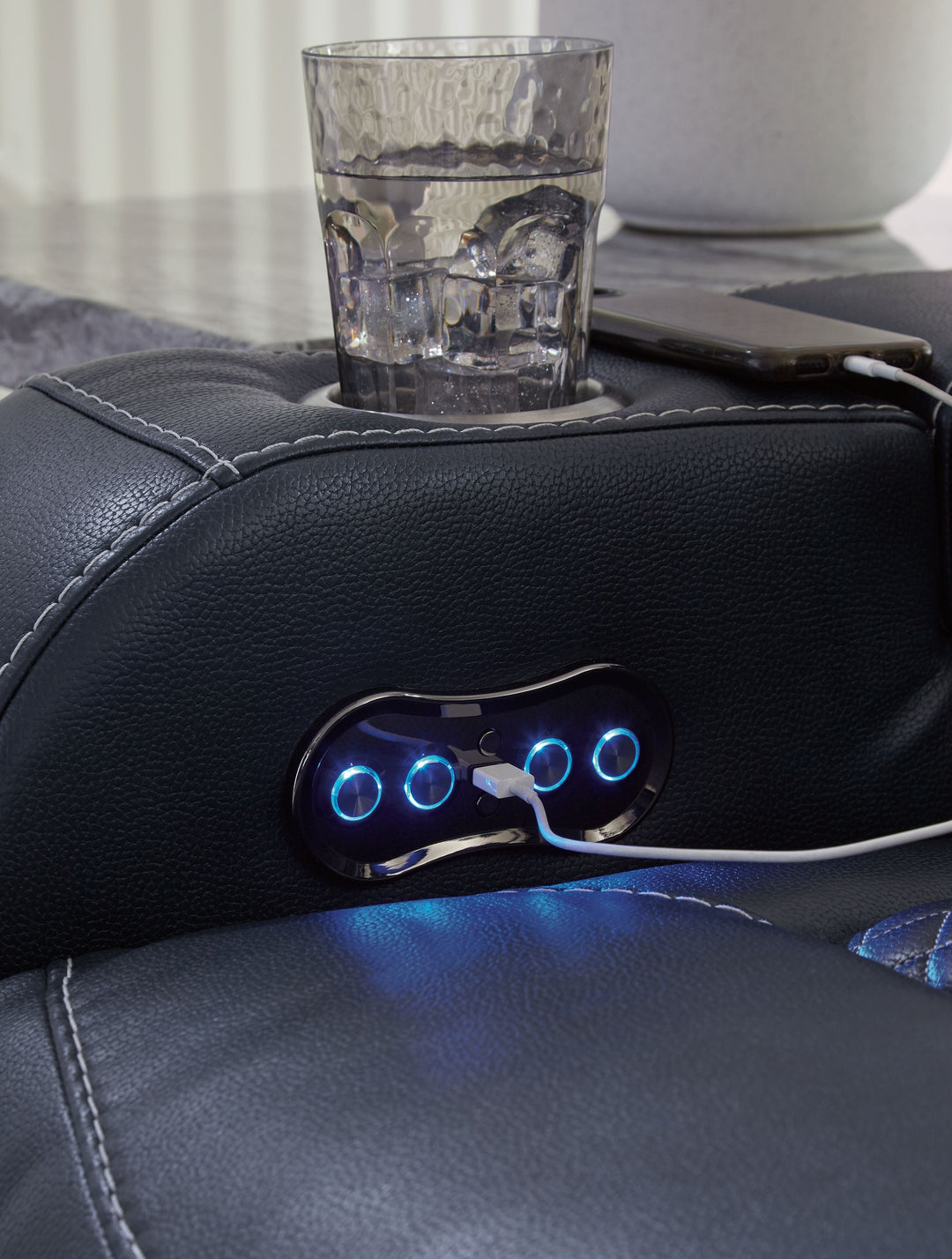 Fyne-Dyme - Power Recliner/Adj Headrest - Sapphire