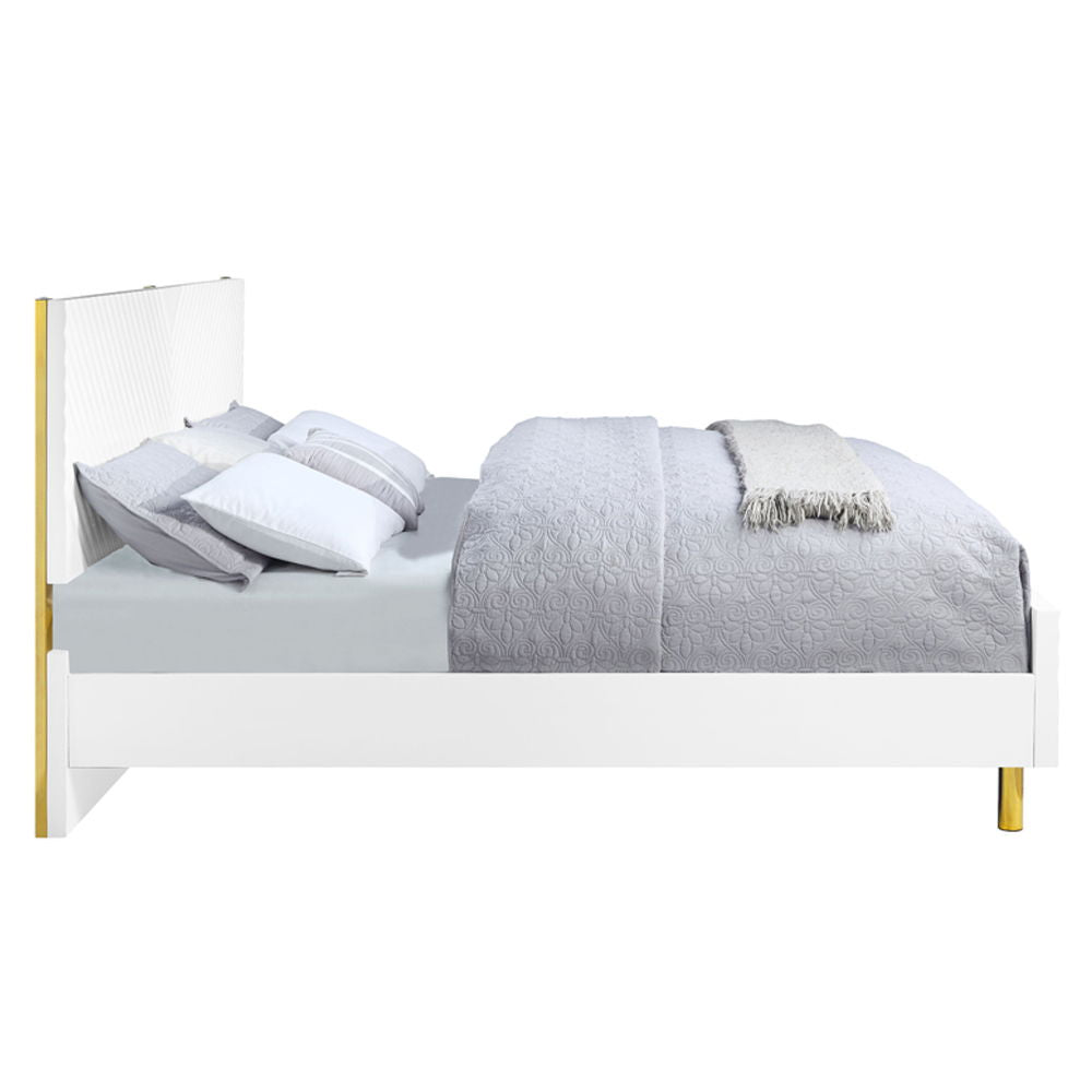 Gaines - Eastern King Bed - White High Gloss