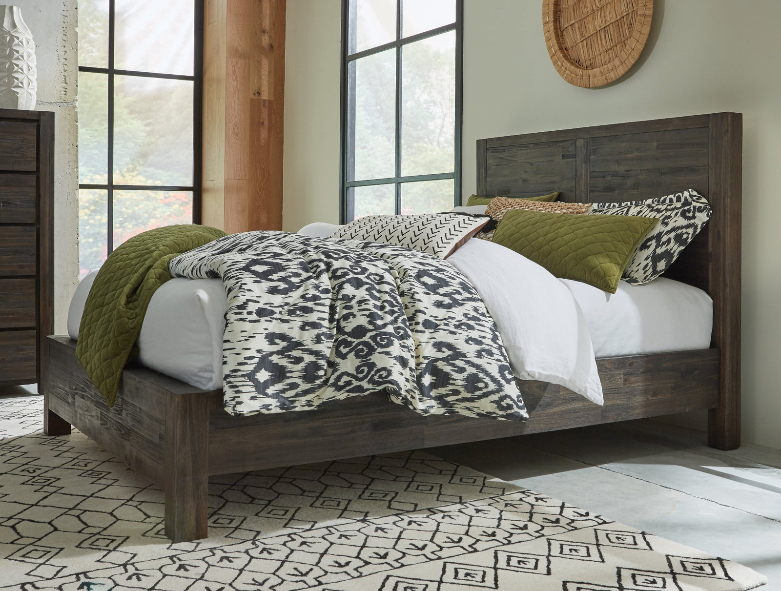 savanna-solid-wood-platform-bed
