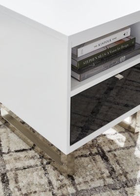 Gardoni Chairside End Table - White Chair Side Table modern furniture Contempo Furniture
