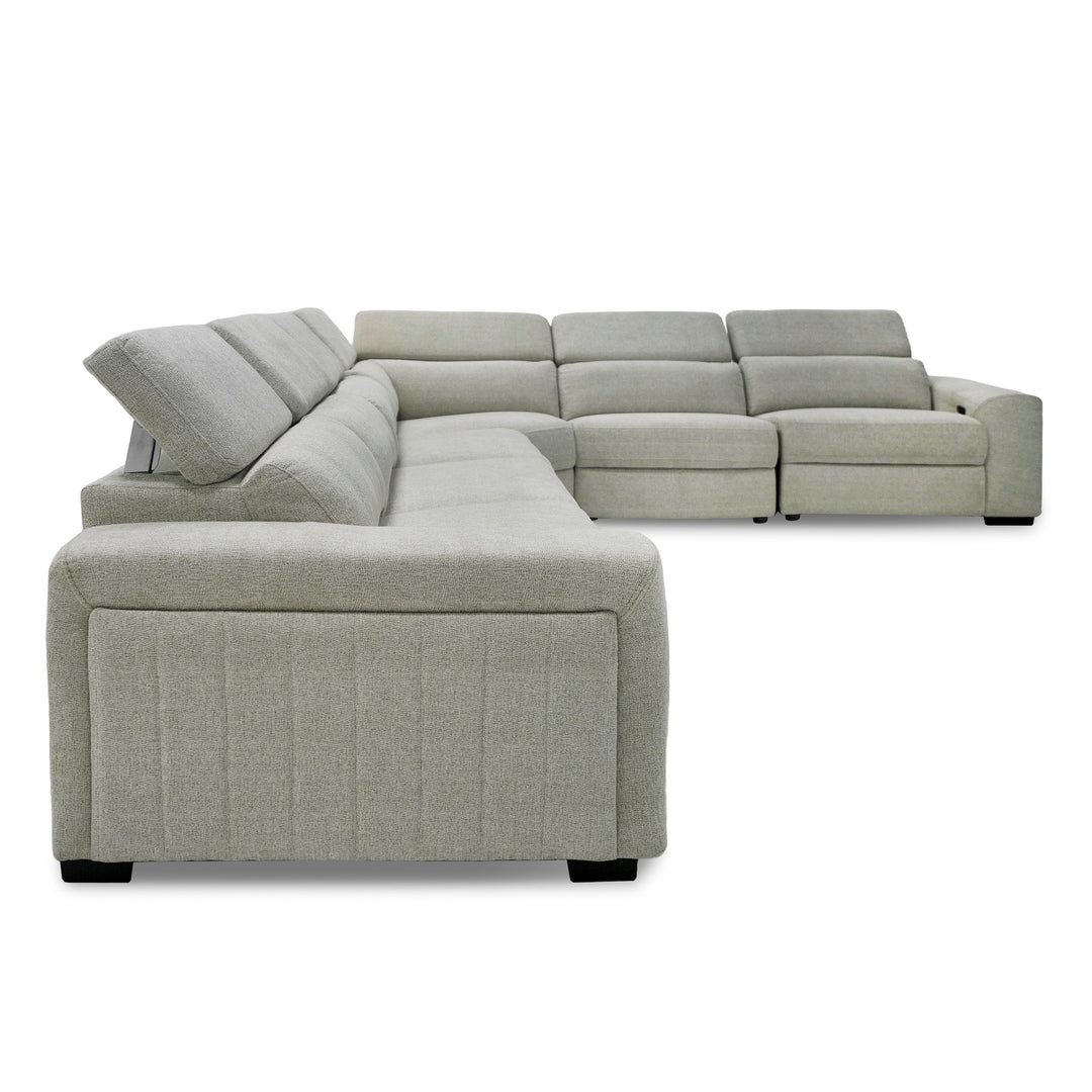 Gering - Modern Beige Fabric Sectional With 2 Power Recliners