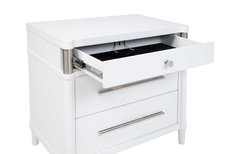 Gracemont - 3 - Drawer Bedroom Nightstand Bedside Table - White Accent Nightstand modern furniture Contempo Furniture