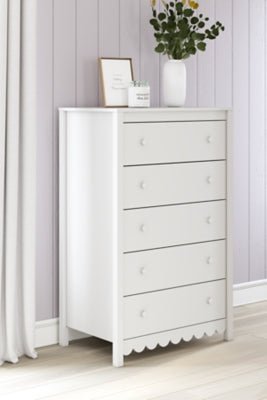 Hallityn Chest of Drawers - White Accent Chest modern furniture Contempo Furniture