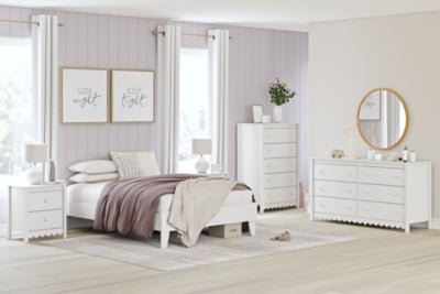 Hallityn Full Platform Bed - White Platform Bed modern furniture Contempo Furniture