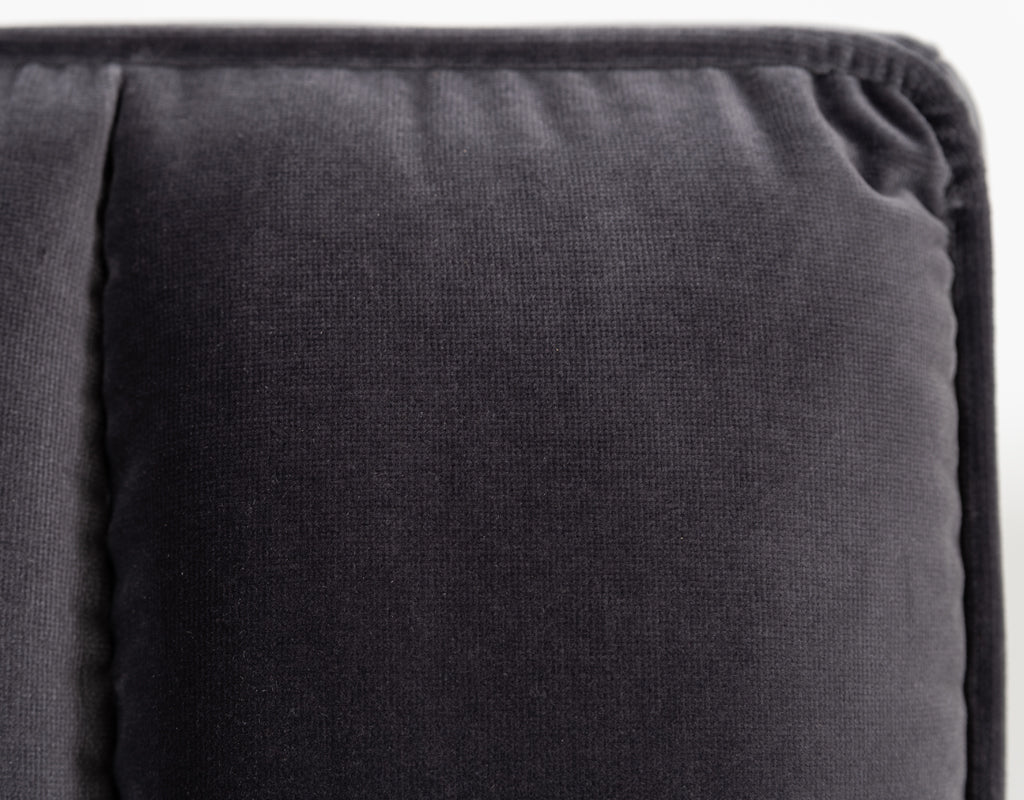 Eastern King Modrest Hemlock Modern Grey Velvet Bed