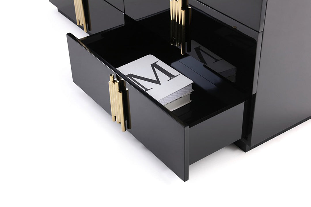 Token Modern Black & Gold 4-Piece Bedroom Set