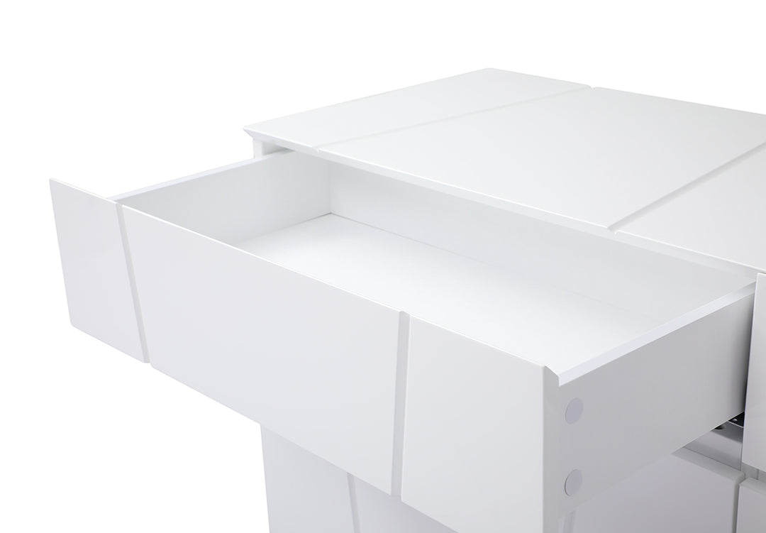 Chrysler Modern White Dresser