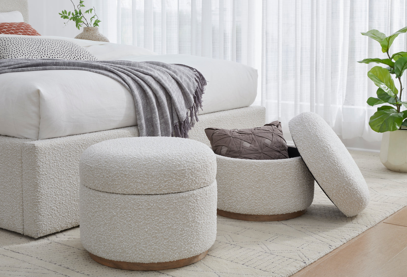 upholstered-storage-ottoman-in-ricotta-boucle
