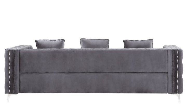 Bovasis Sofa with 5 Pillows
