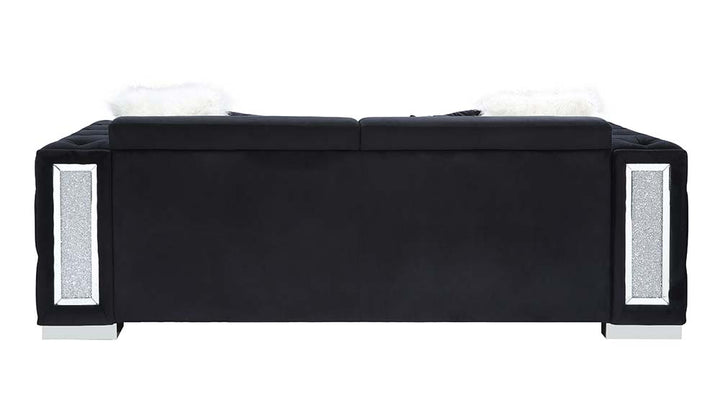 Trislar Sofa with 4 Pillows (Same 52525)