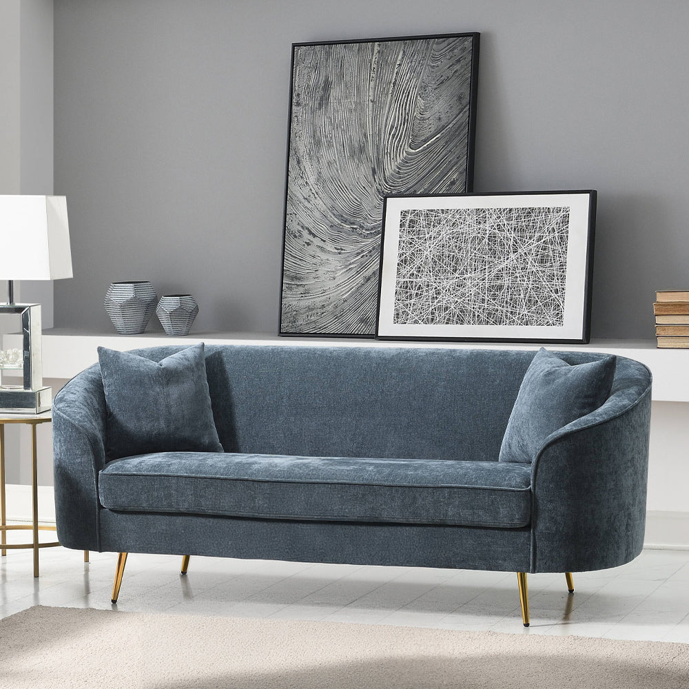 Nakendra Sofa with 2 Pillows