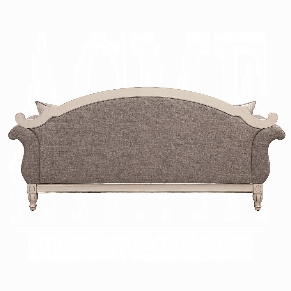 Florian Sofa With 4 Pillows
