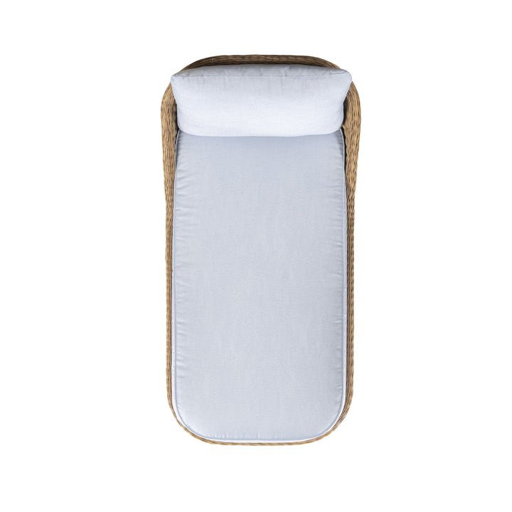 Axel Boucle Outdoor Lounge Chair