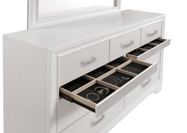 Miranda - 7 - Drawer Dresser - White Dressers modern furniture Contempo Furniture