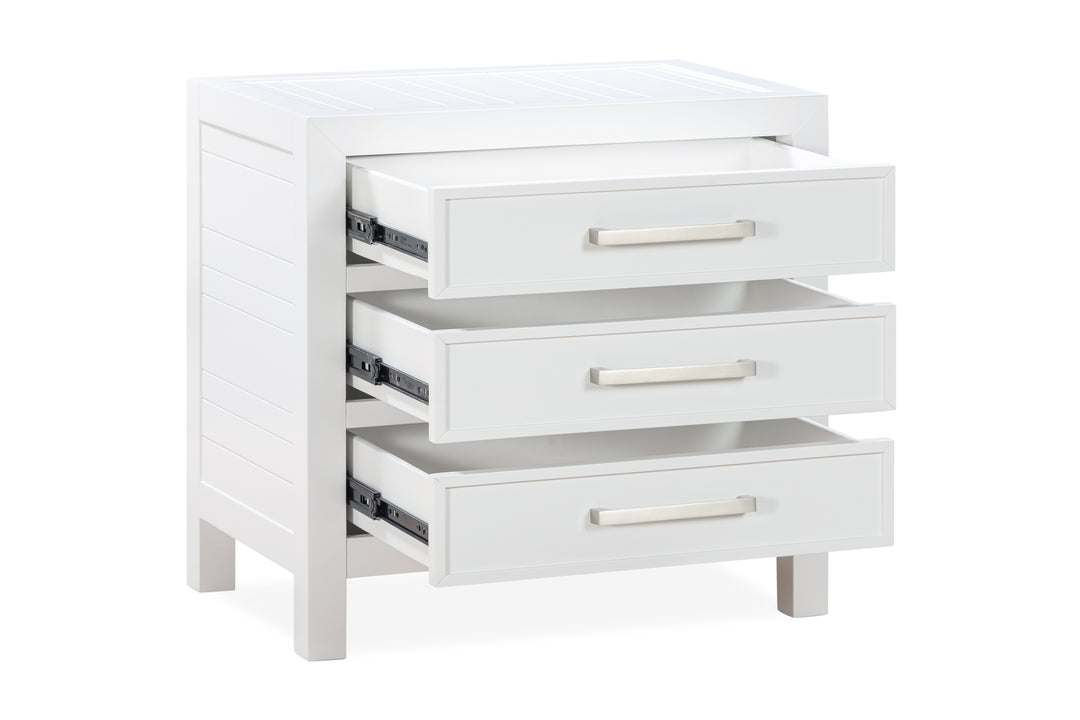 Modus Furniture Mgra81 Retreat Three Drawer Usb Charging Nightstand In Snowfall