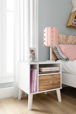 Piperton Nightstand - White Accent Nightstand modern furniture Contempo Furniture