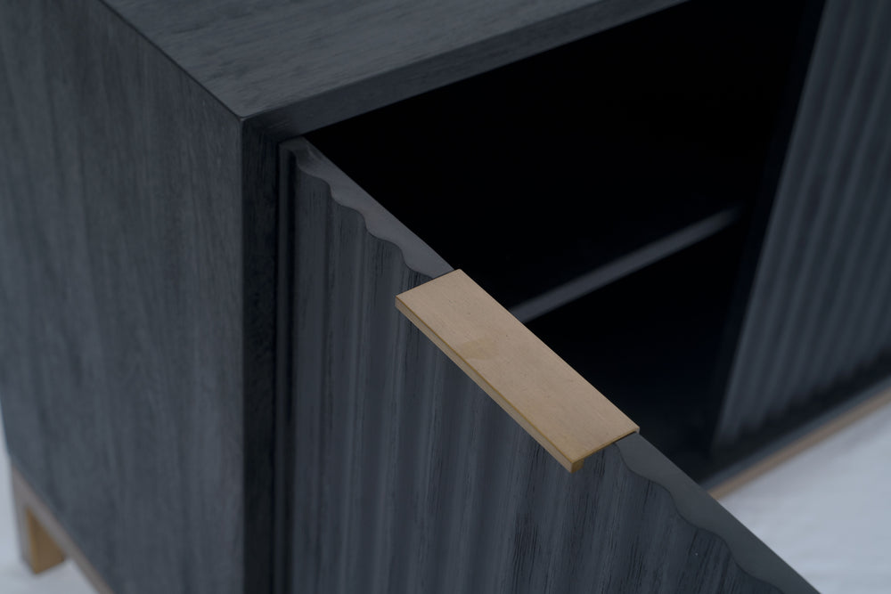 Modus Furniture 8Zu578 Kentfield 3 Door Sideboard In Black Drift Oak And Brass