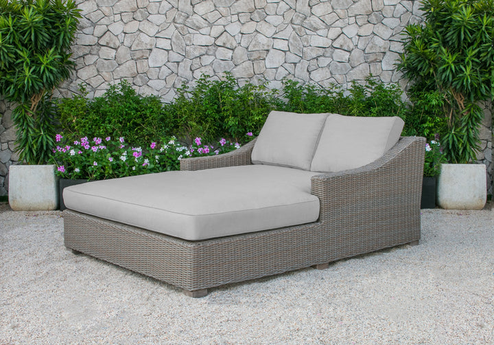 Pismo Outdoor Beige Wicker Sunbed