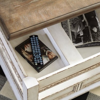 Realyn Coffee Table with Lift Top - Light Brown Cocktail Table modern furniture Contempo Furniture