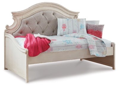 Realyn Twin Day Bed - White DayBed modern furniture Contempo Furniture