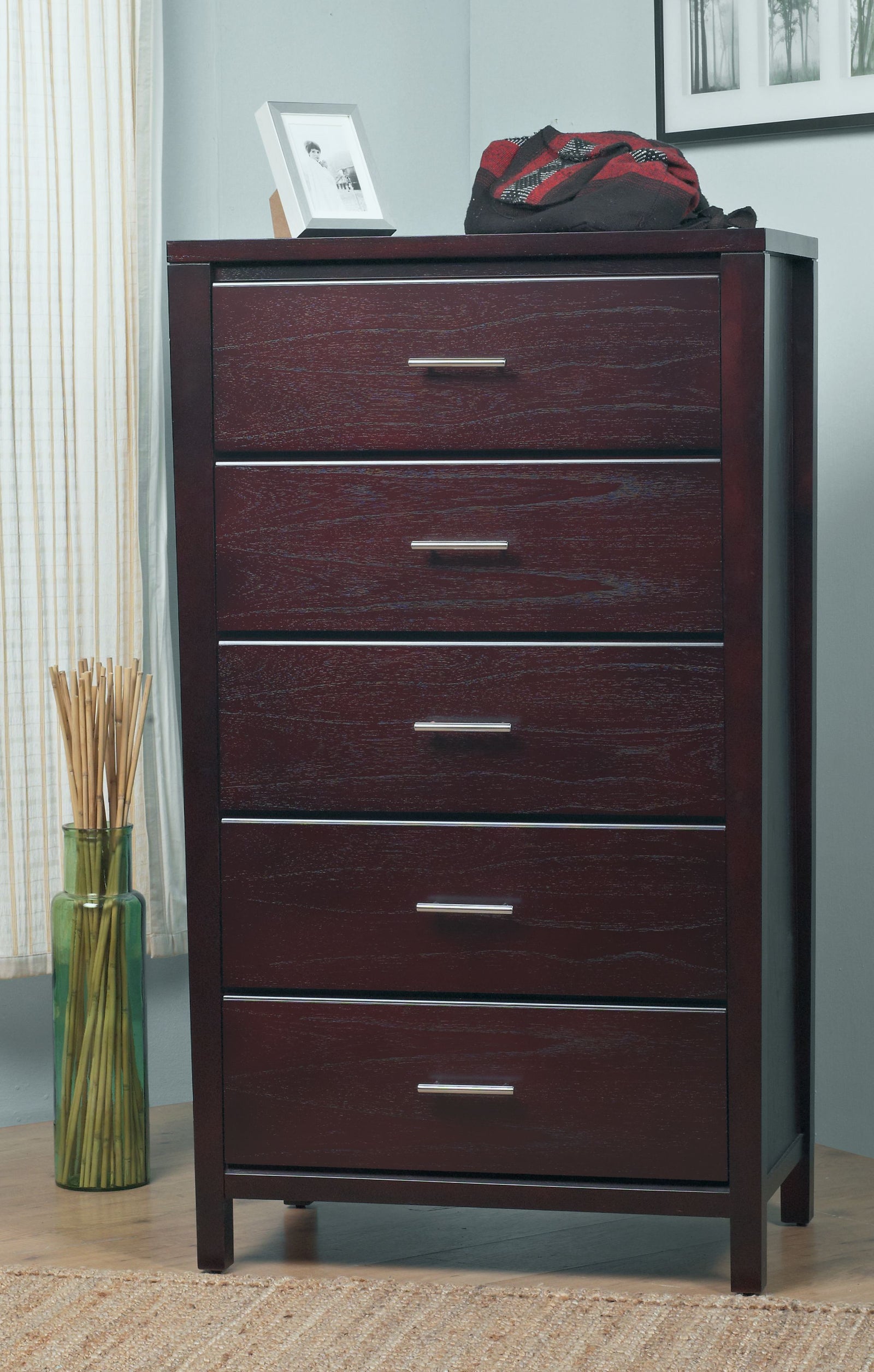 nevis-five-drawers-chest