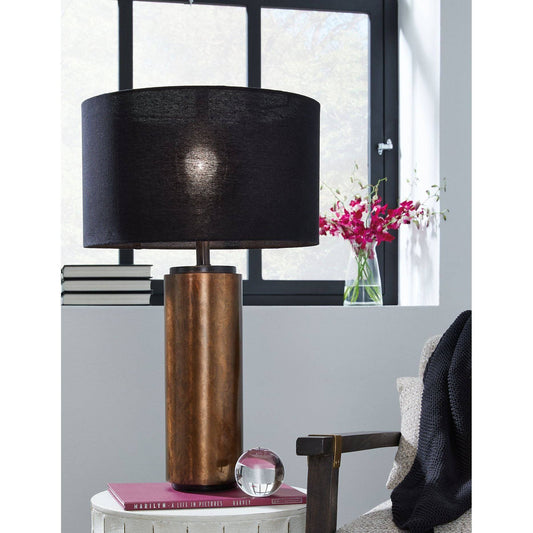 Signature Design by Ashley® Hildry Metal Table Lamp (1/CN).