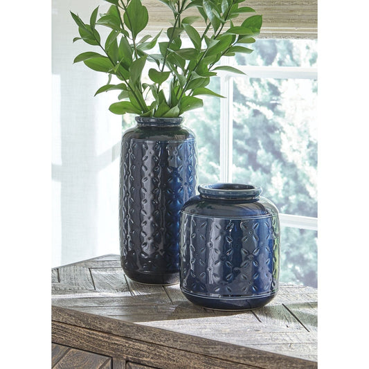 Signature Design by Ashley® Marenda Vase Set (2/CN).