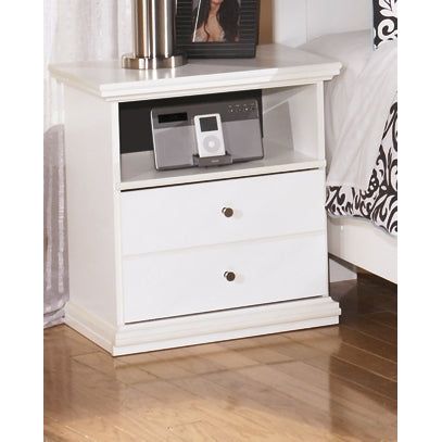 Signature Design by Ashley® Bostwick Shoals One Drawer Night Stand.