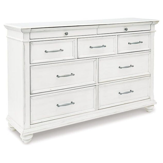 Benchcraft® Kanwyn Dresser.