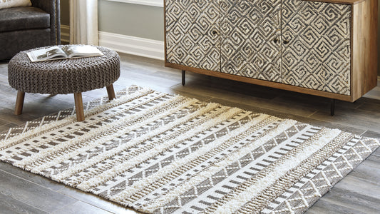 Signature Design by Ashley® Karalee Medium Rug.