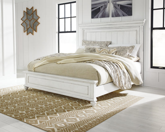 Benchcraft® Kanwyn  Panel Bed.