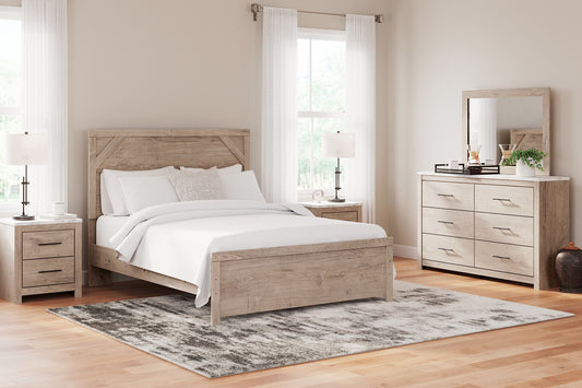 Signature Design by Ashley® Senniberg  Panel Bed.