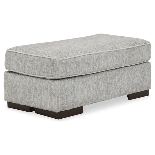 Benchcraft® Mercado Ottoman.