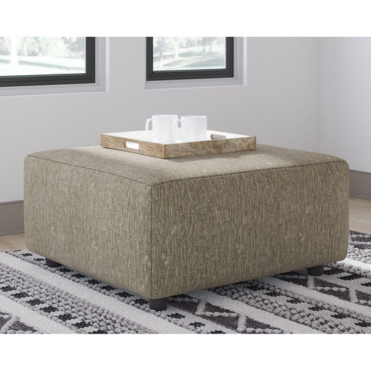 Signature Design by Ashley® Hoylake Ottoman.