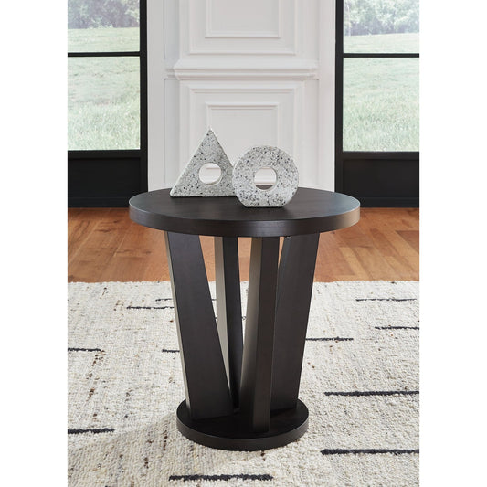 Signature Design by Ashley® Chasinfield Round End Table.