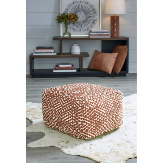 Signature Design by Ashley® Brynnsen Pouf.