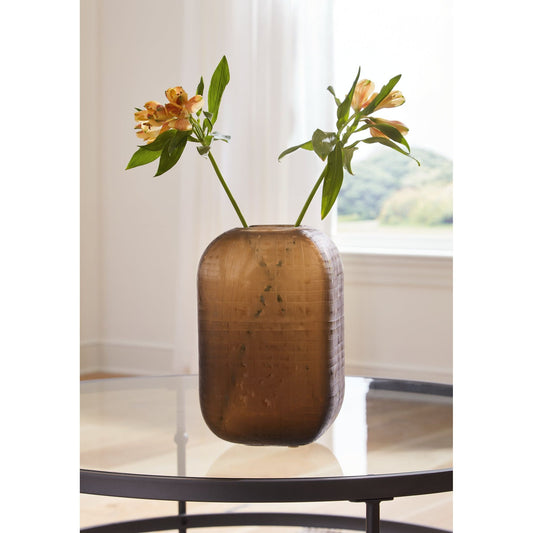 Signature Design by Ashley® Capard Vase.