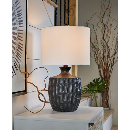 Signature Design by Ashley® Ellisley Ceramic Table Lamp (1/CN).