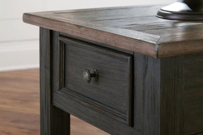 Tyler Creek End Table - Black End Table modern furniture Contempo Furniture