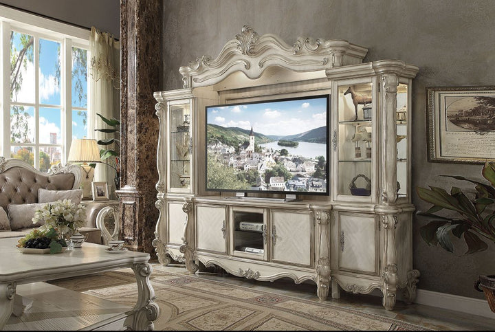 Versailles Entertainment Center – view 2