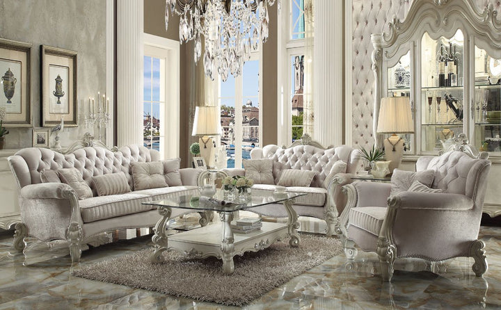 Versailles Sofa with 5 Pillows