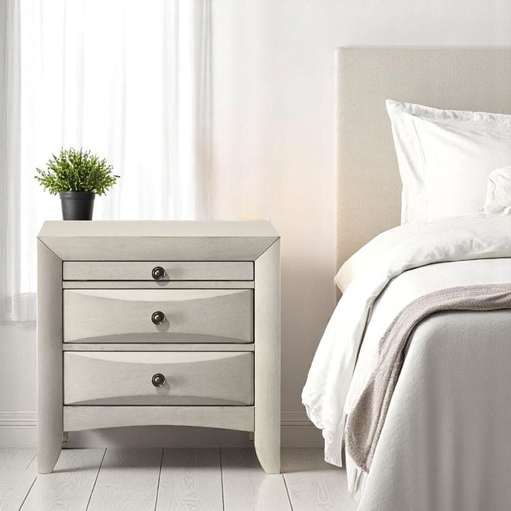 Ramondi Nightstand