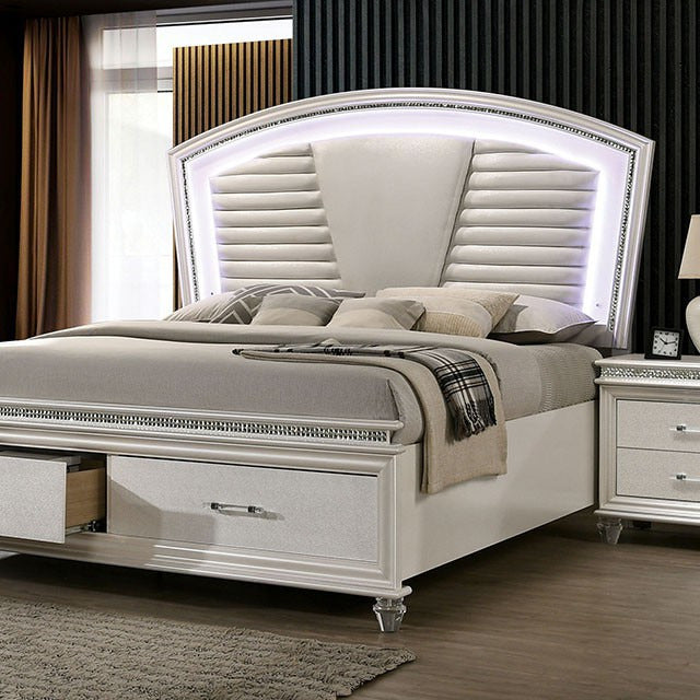 Maddie 4 Pc Queen Bedroom Set