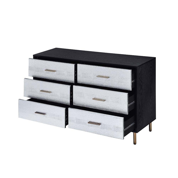 Myles Dresser – view 4