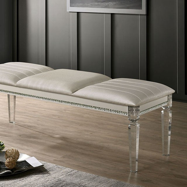 Maddie Bench, Pearl White