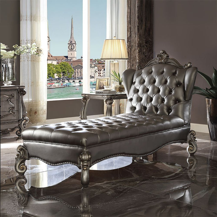 Versailles Chaise Lounge